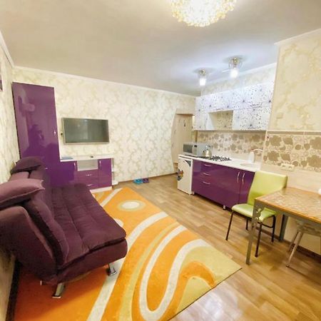 Apartments Ahmetova 4 21 อัลมาตี ภายนอก รูปภาพ