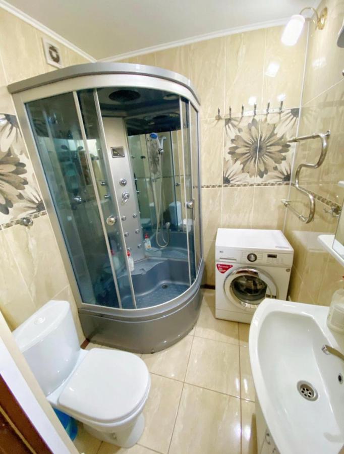 Apartments Ahmetova 4 21 อัลมาตี ภายนอก รูปภาพ